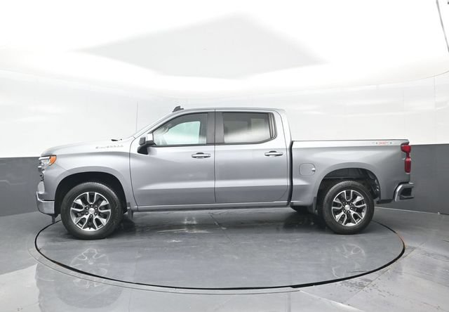 Used 2023 Chevrolet Silverado 1500 LT AWD/4WD image 4