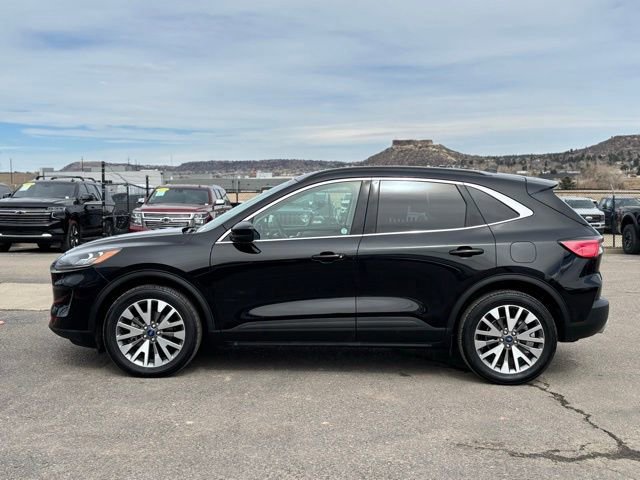 Certified 2022 Ford Escape Titanium w/ Class II Trailer Tow Package image 2