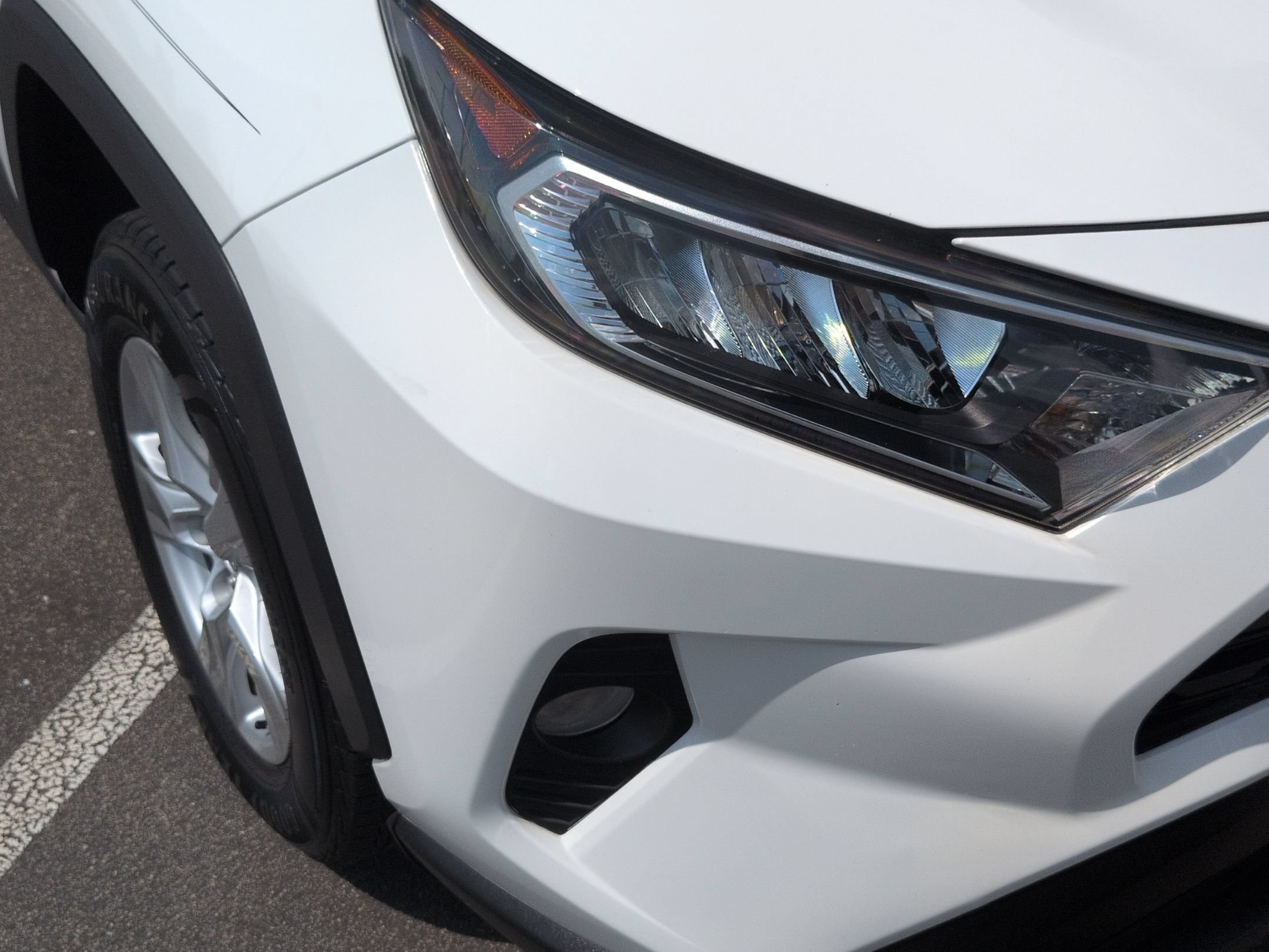 Used 2019 Toyota RAV4 XLE FWD image 10