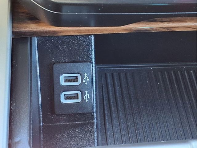 Certified 2020 Ford F150 Lariat w/ Equipment Group 502A Luxury image 13