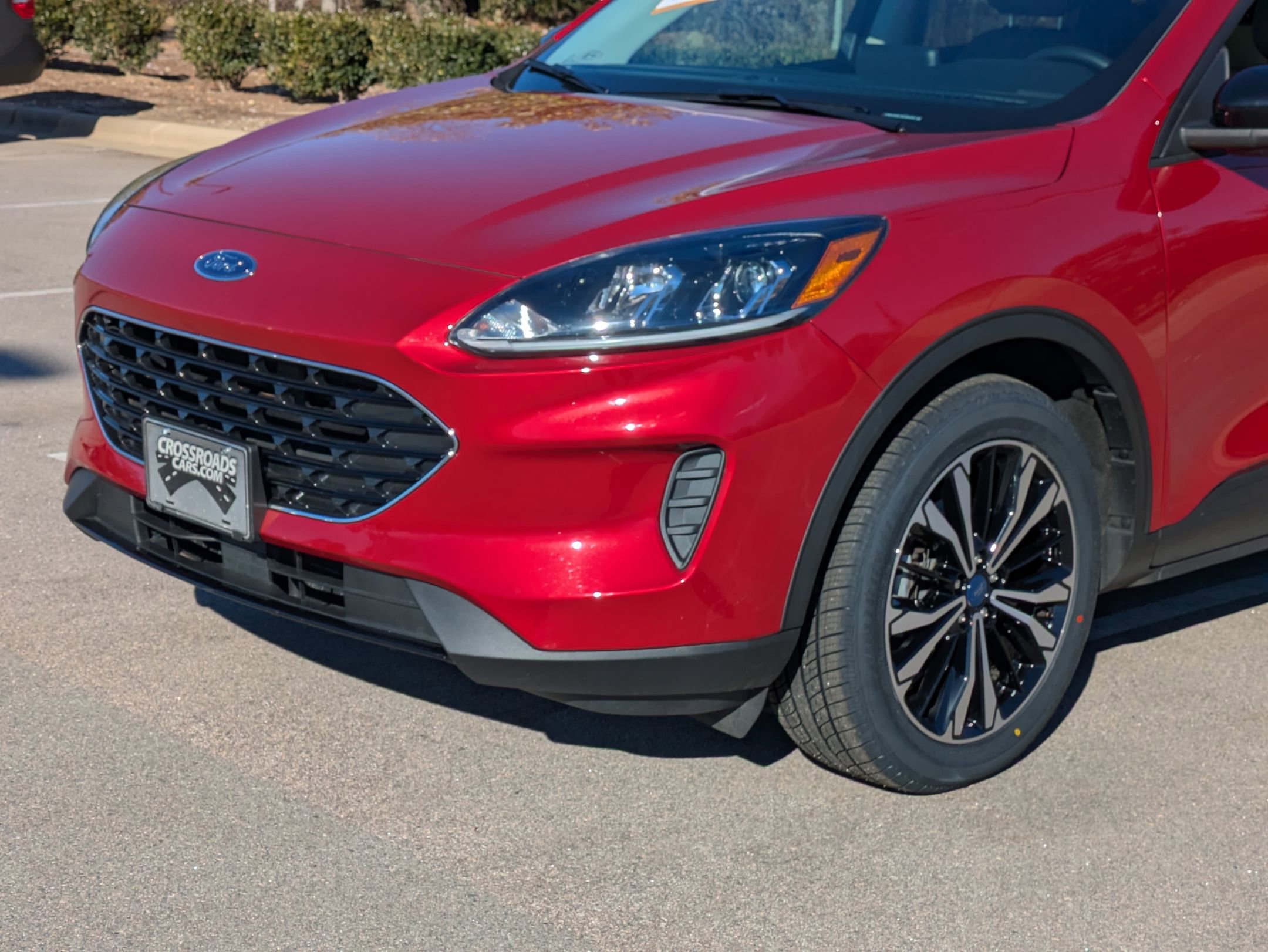 Certified 2022 Ford Escape SE w/ SE Sport Appearance Package image 10