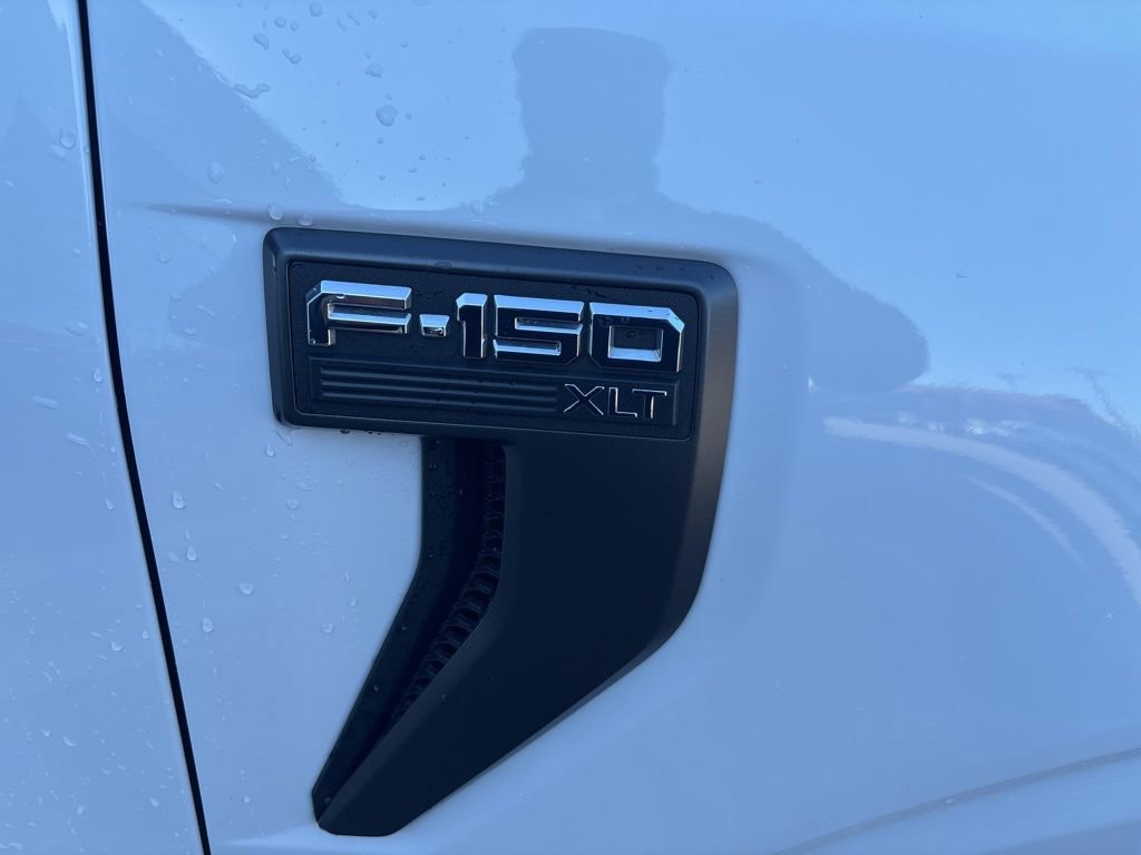 Certified 2022 Ford F150 XLT w/ Equipment Group 302A High image 9