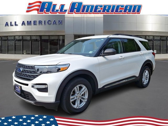 Certified 2023 Ford Explorer XLT w/ Equipment Group 202A