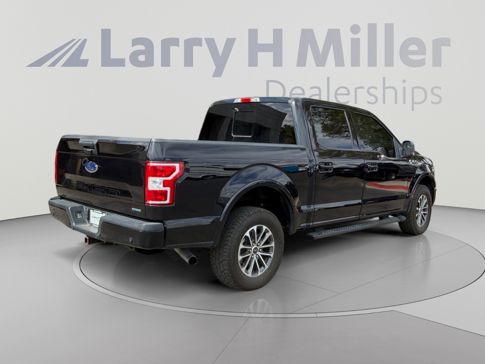Certified 2020 Ford F150 XLT w/ Equipment Group 302A Luxury AWD/4WD image 5