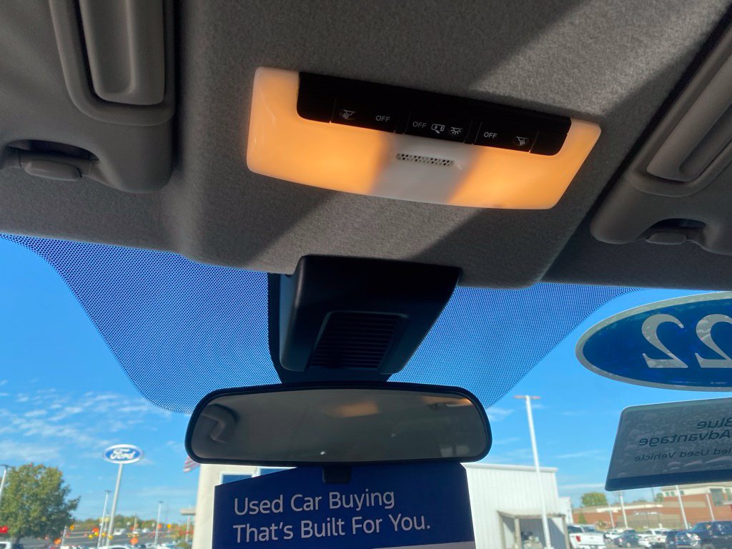 Used 2023 Nissan Kicks SV FWD image 26