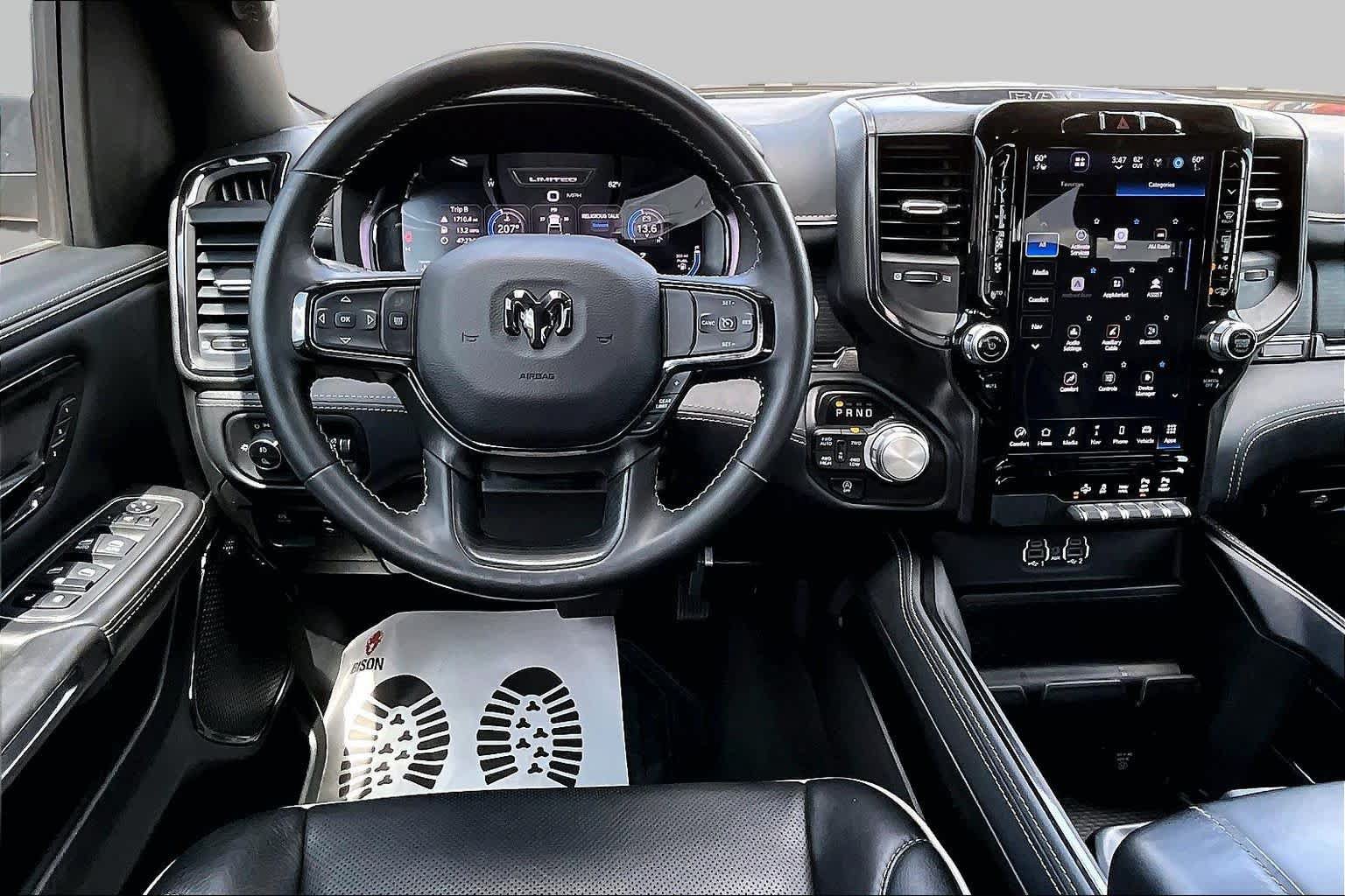 Used 2023 RAM 1500 Limited w/ Body Color Bumper Group AWD/4WD image 8