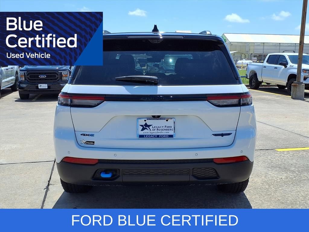 Used 2022 Jeep Grand Cherokee Trailhawk w/ Advanced Protech Group II AWD/4WD image 5