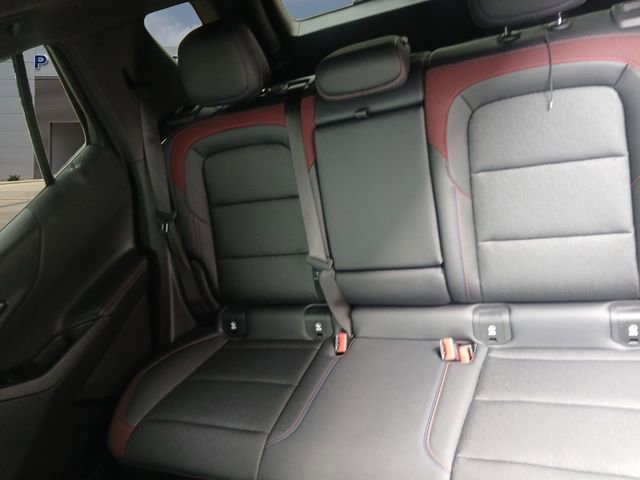 Used 2025 Chevrolet Equinox RS FWD image 13
