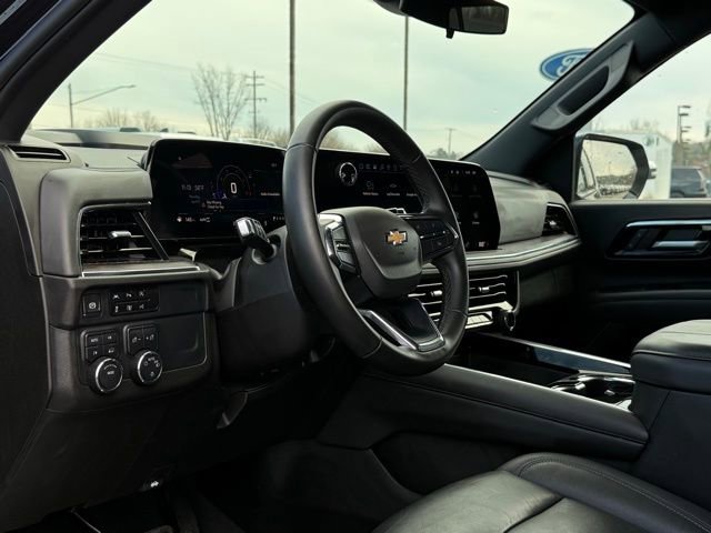 Used 2025 Chevrolet Tahoe LT image 16