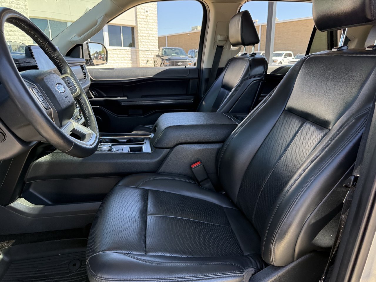 Certified 2022 Ford Expedition XLT RWD image 26