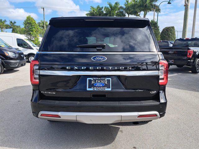 Certified 2022 Ford Expedition Platinum image 3