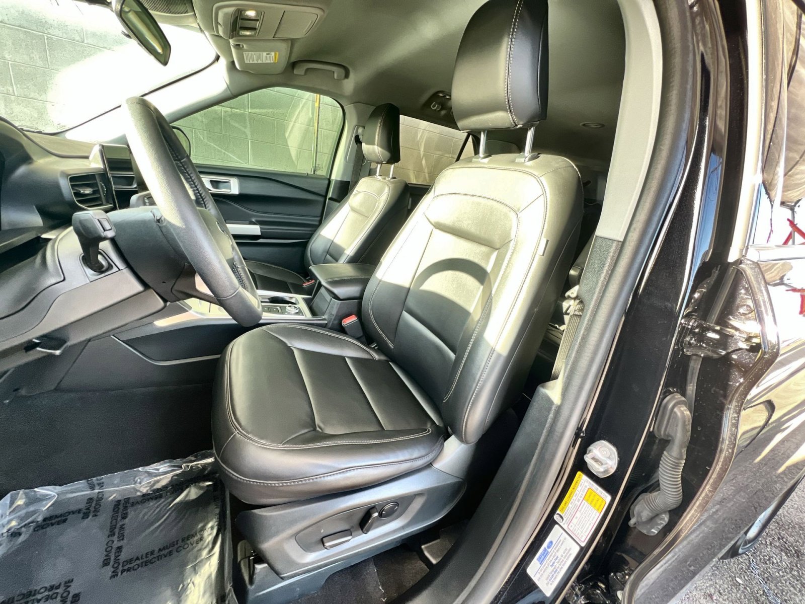 Certified 2023 Ford Explorer XLT w/ Equipment Group 202A image 13