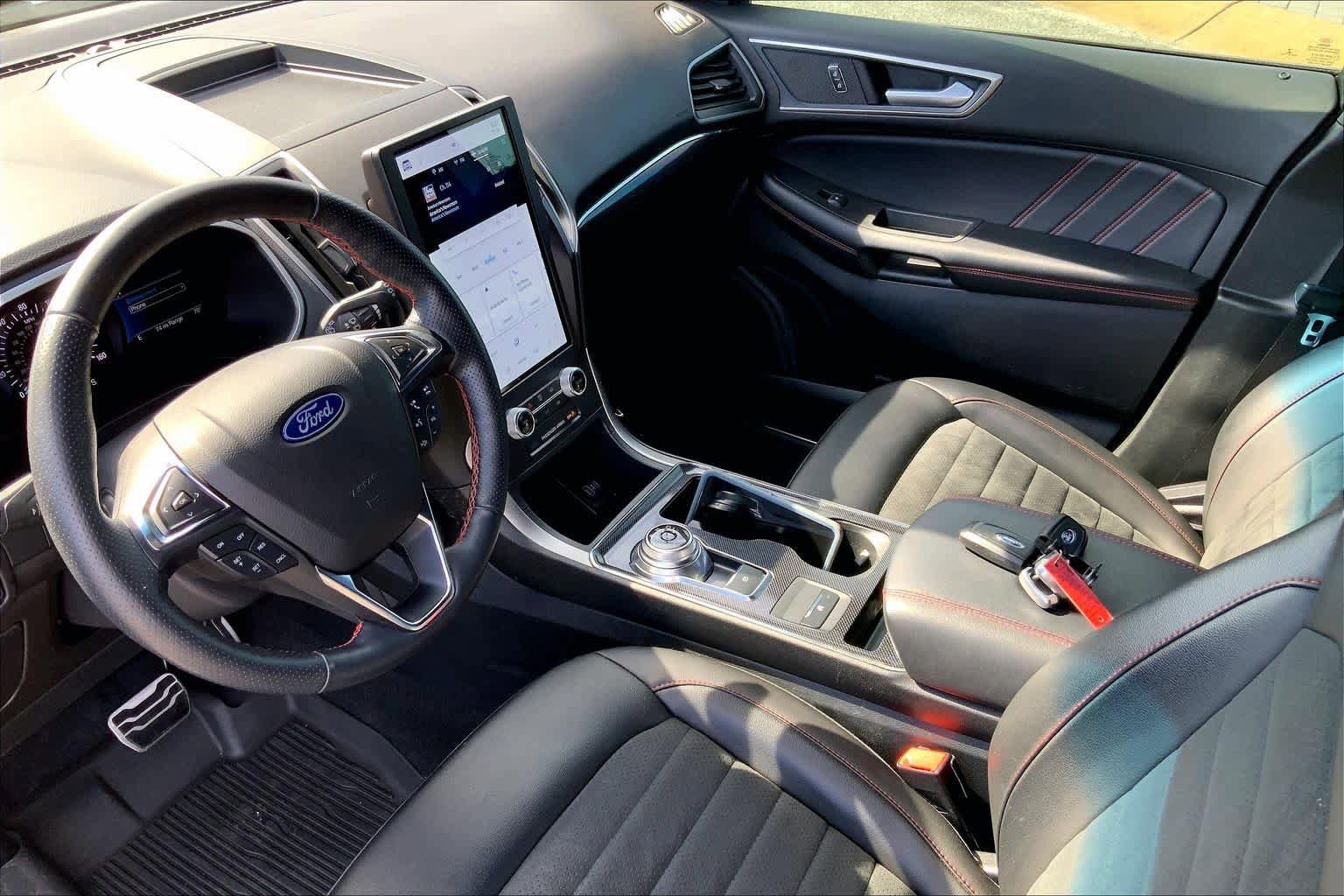 Certified 2021 Ford Edge ST-Line FWD image 15