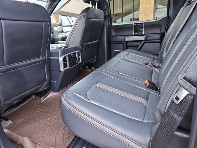 Certified 2022 Ford F450 Platinum w/ FX4 Off-Road Package image 7