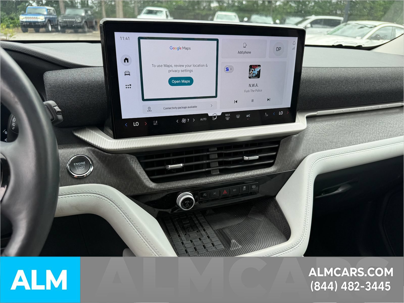 Certified 2025 Ford Explorer Platinum w/ Ultimate Package AWD/4WD image 16
