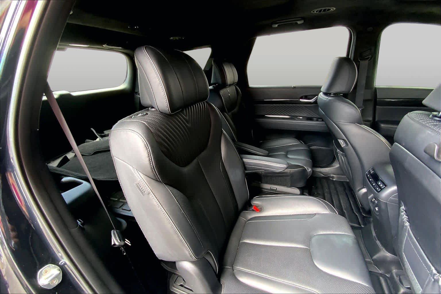 Used 2023 Hyundai Palisade Calligraphy FWD image 19