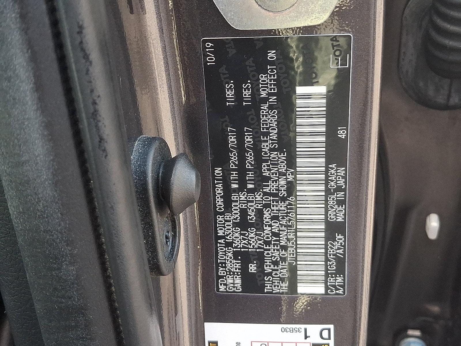 Used 2020 Toyota 4Runner SR5 w/ Wilderness Package AWD/4WD image 27