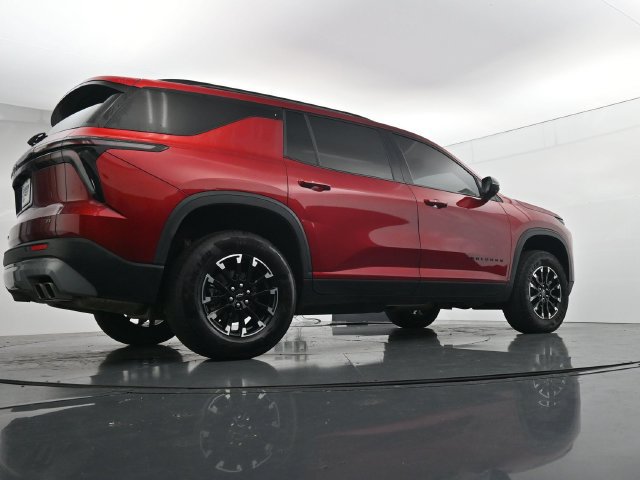 Used 2024 Chevrolet Traverse Z71 AWD/4WD image 40