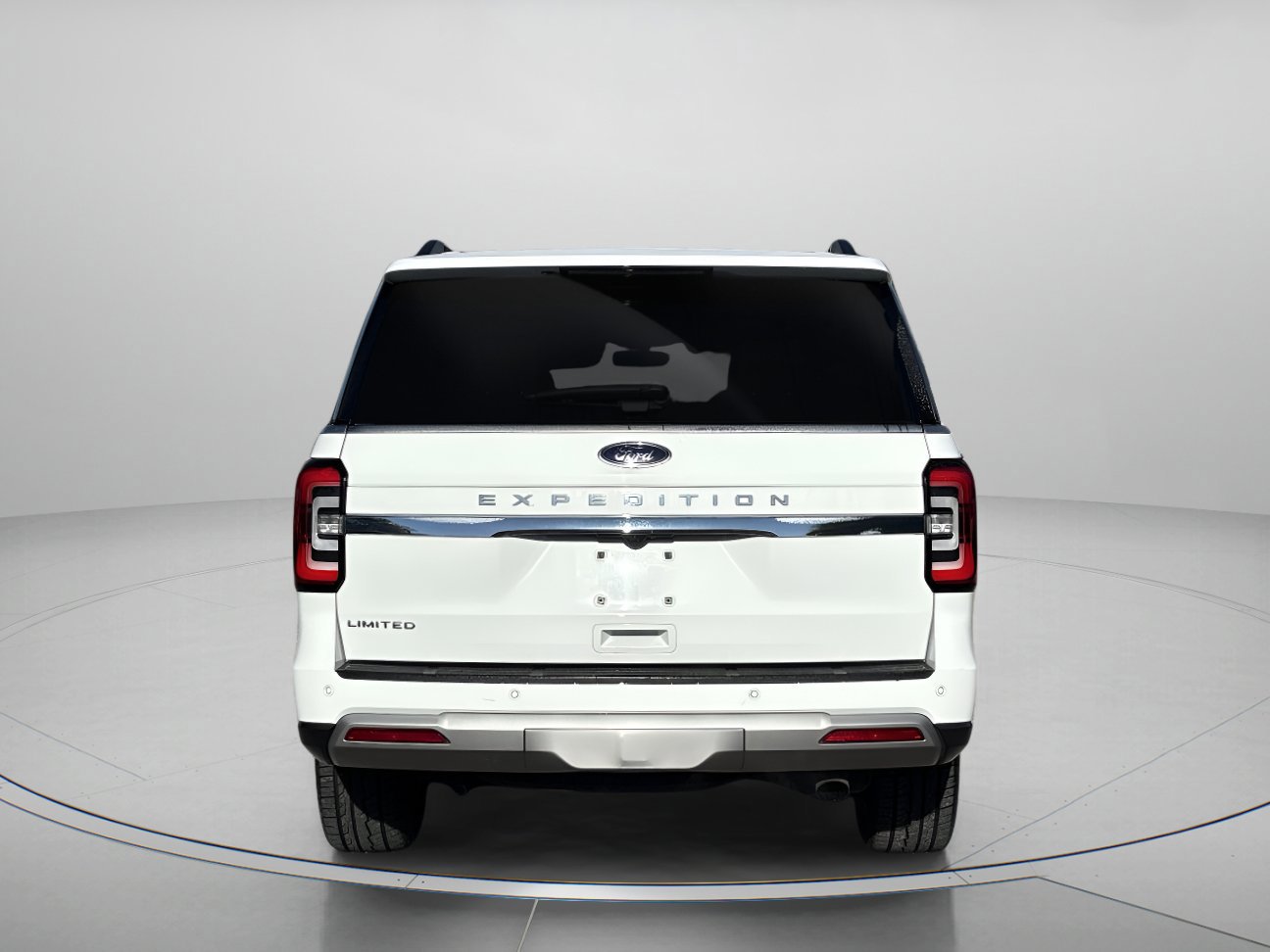 Certified 2022 Ford Expedition Limited image 3