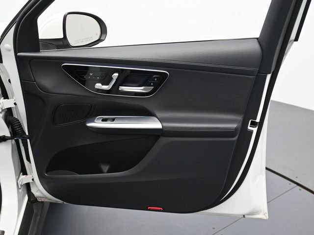 Used 2024 Mercedes-Benz GLC 300 image 28