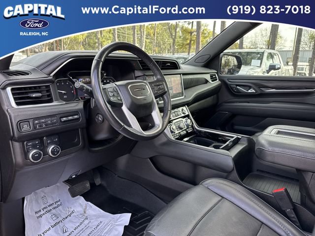 Used 2021 GMC Yukon XL Denali w/ Denali Premium Package image 18