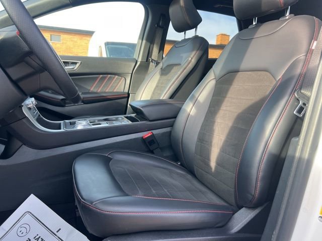 Certified 2024 Ford Edge ST-Line image 19