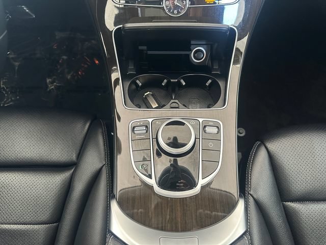 Used 2019 Mercedes-Benz C 300 4MATIC Sedan image 24
