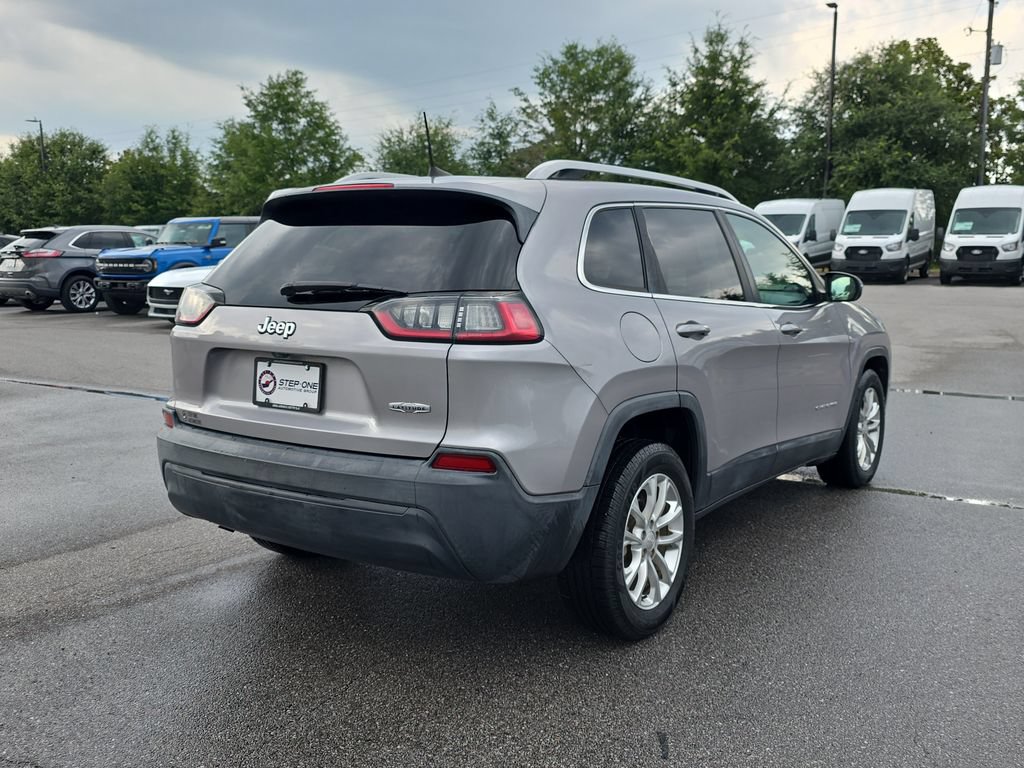 Used 2019 Jeep Cherokee Latitude w/ Popular Appearance Group FWD image 7