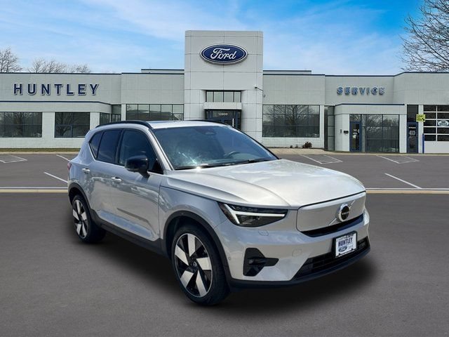 Used 2023 Volvo XC40 Recharge Ultimate AWD/4WD image 3