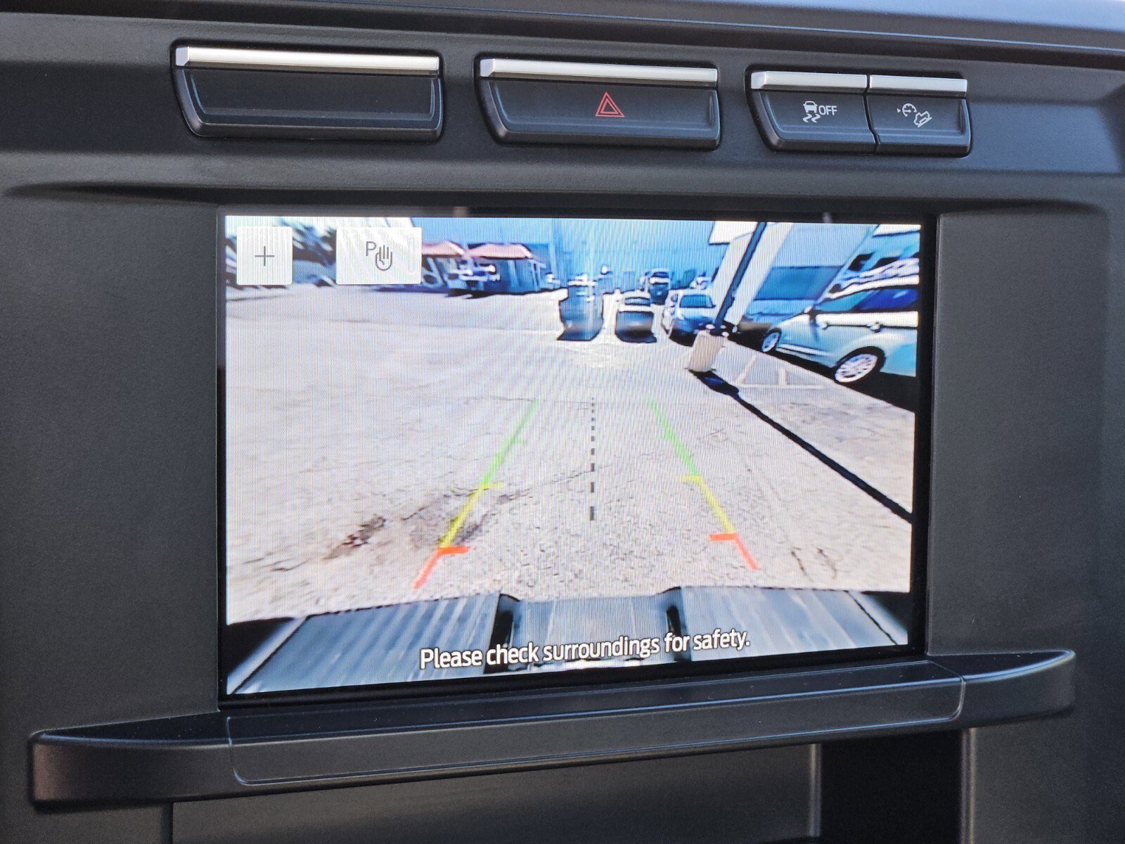 Certified 2024 Ford F350 XLT w/ FX4 Off-Road Package image 18