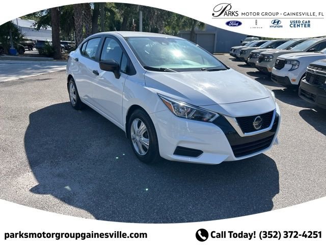 Used 2022 Nissan Versa S FWD image 1