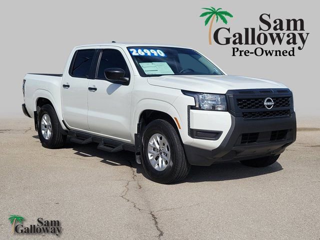 Used 2025 Nissan Frontier S RWD image 5