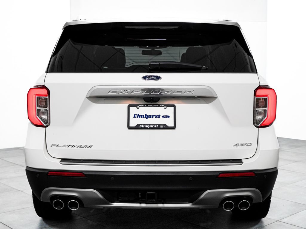 Certified 2023 Ford Explorer Platinum w/ Technology Package AWD/4WD image 5