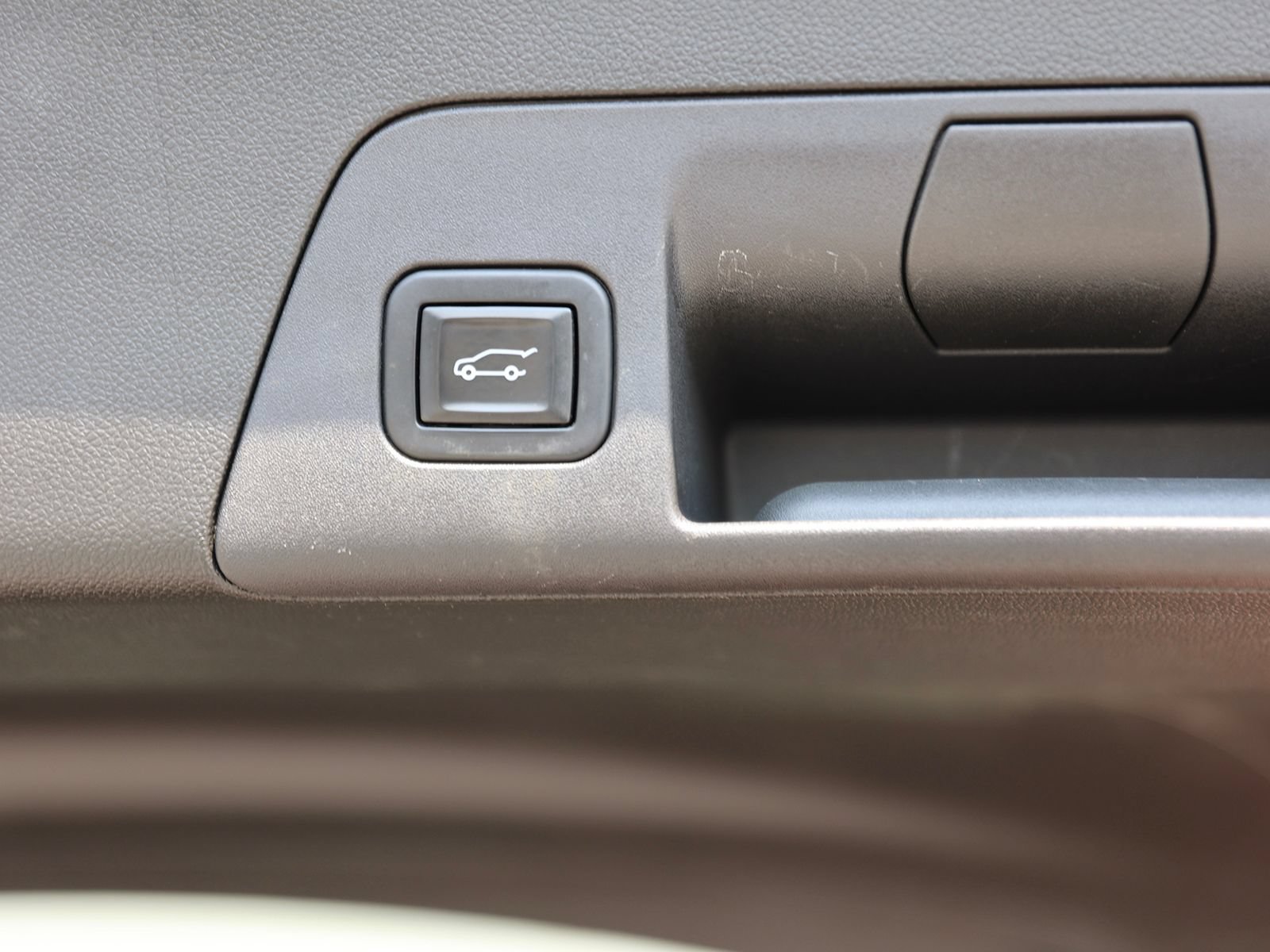 Used 2022 Buick Envision Preferred AWD/4WD image 14