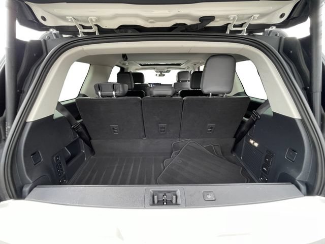 Certified 2025 Ford Expedition Active AWD/4WD image 19