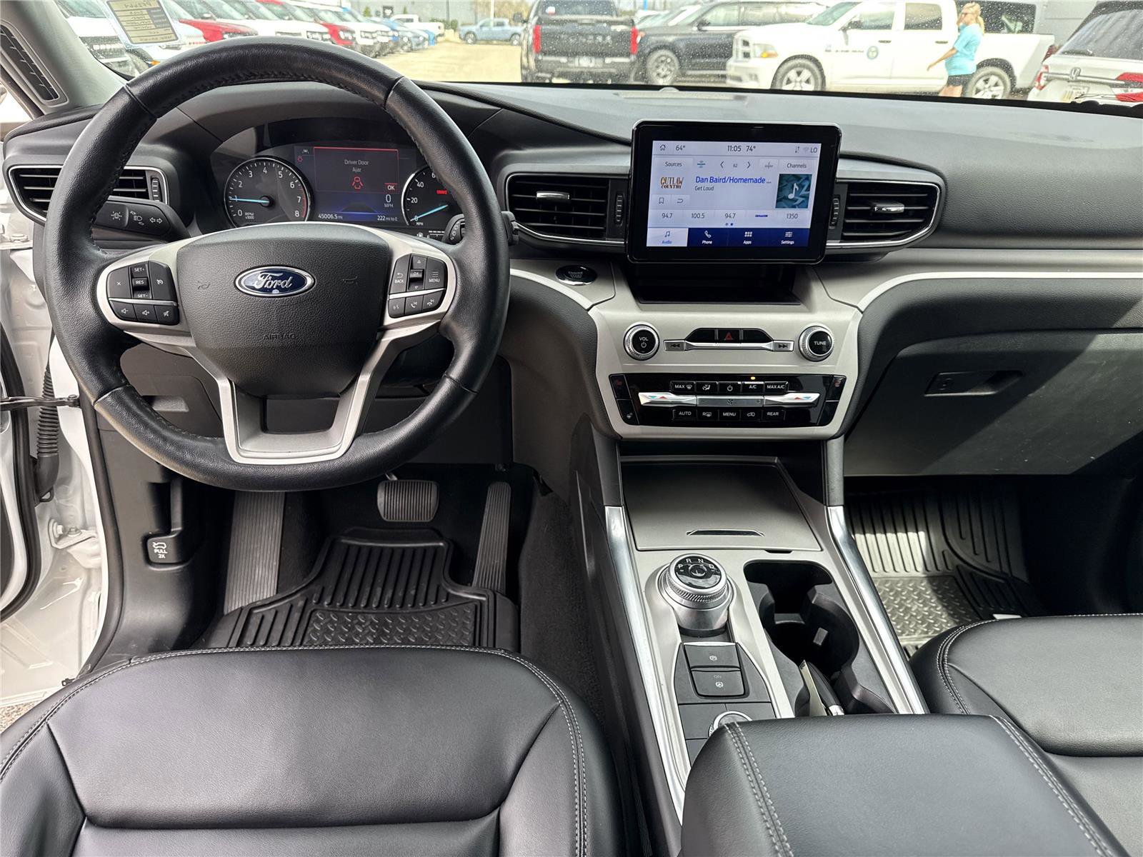 Certified 2023 Ford Explorer XLT w/ Equipment Group 202A image 11