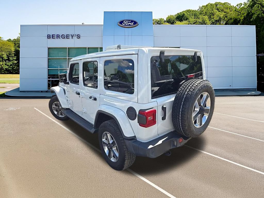 Used 2021 Jeep Wrangler Unlimited Sahara AWD/4WD image 7