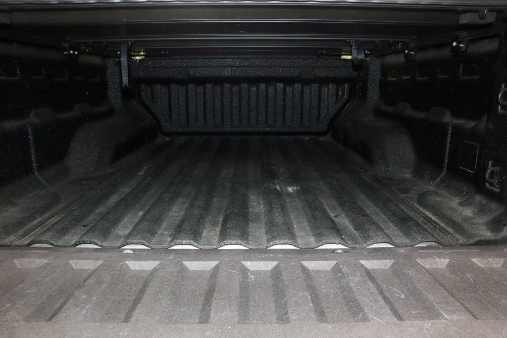 Used 2023 Chevrolet Colorado LT w/ LT Convenience Package image 16