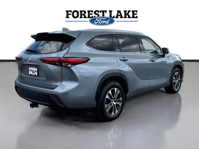 Used 2022 Toyota Highlander XLE FWD image 7