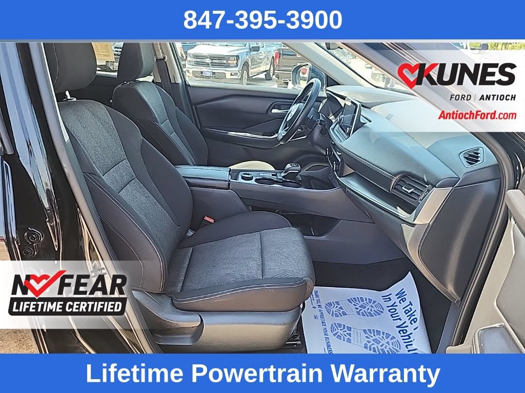 Used 2024 Nissan Rogue SV AWD/4WD image 41
