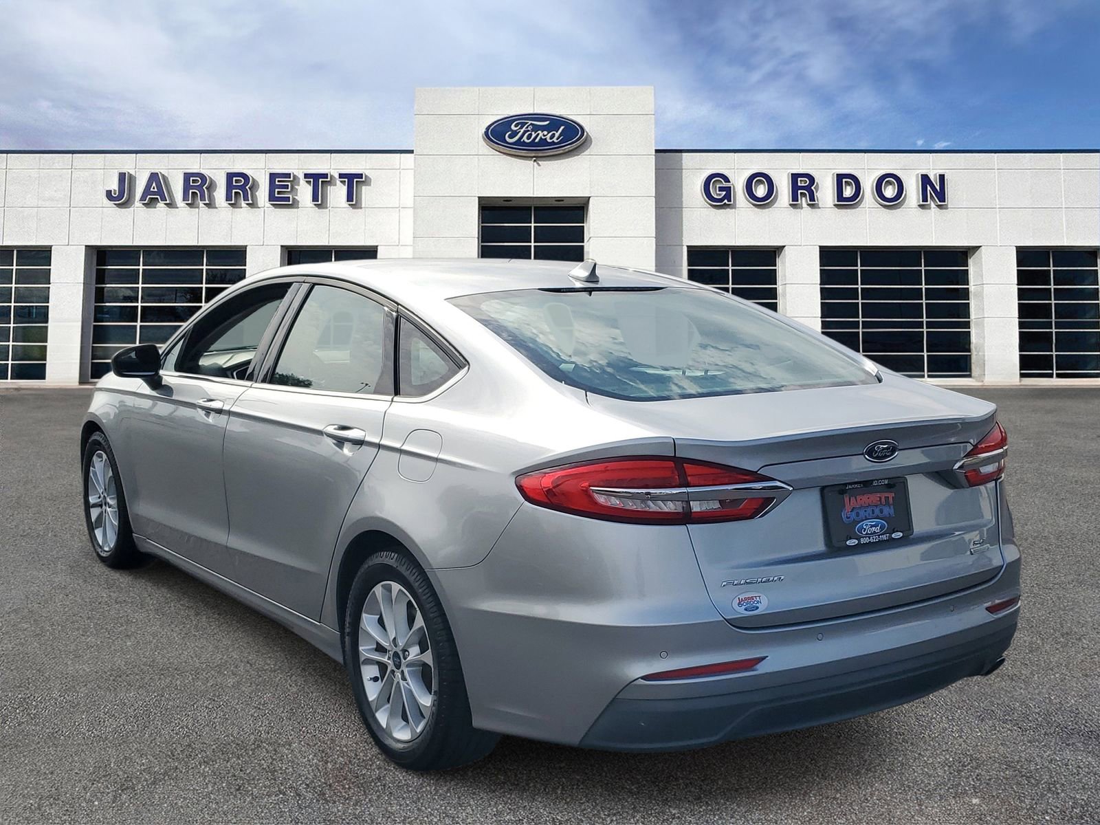 Certified 2020 Ford Fusion SE FWD image 3