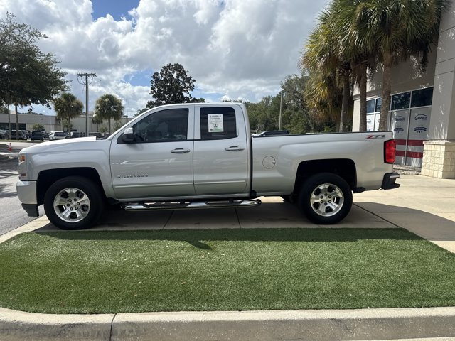 Used 2017 Chevrolet Silverado 1500 LT w/ All Star Edition AWD/4WD image 10