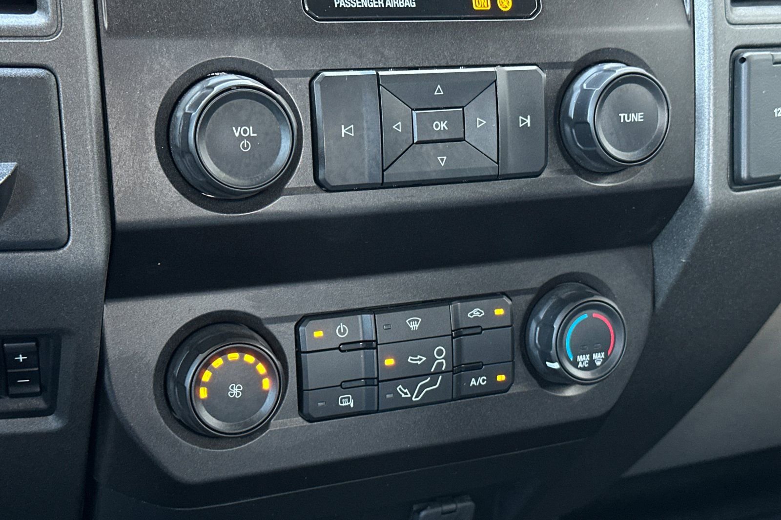 Certified 2022 Ford F250 XL w/ Power Equipment Group image 18