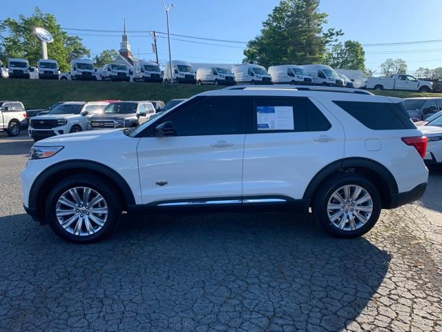 Certified 2024 Ford Explorer King Ranch w/ Technology Package AWD/4WD image 6