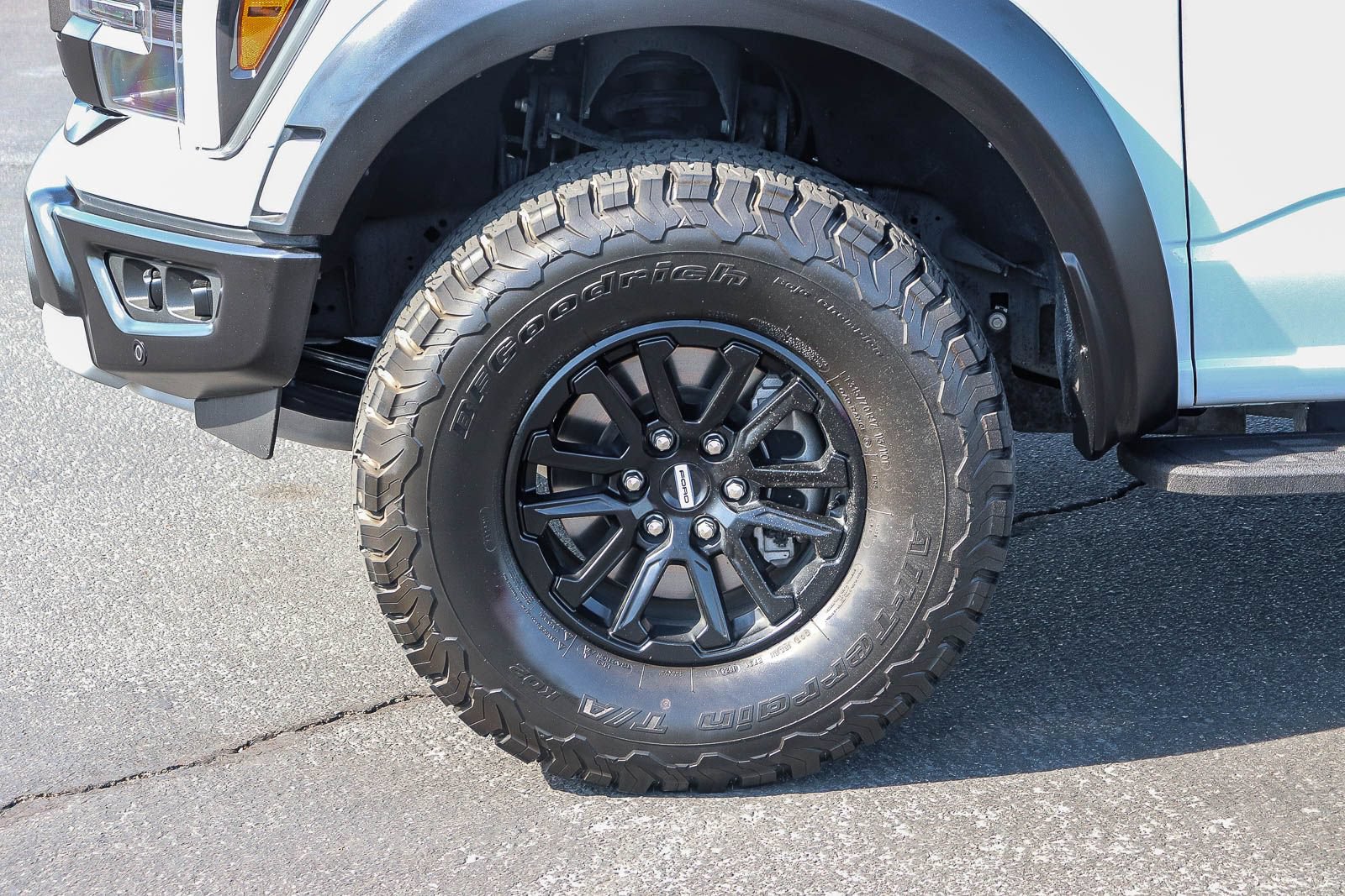 Certified 2024 Ford F150 Raptor AWD/4WD image 9