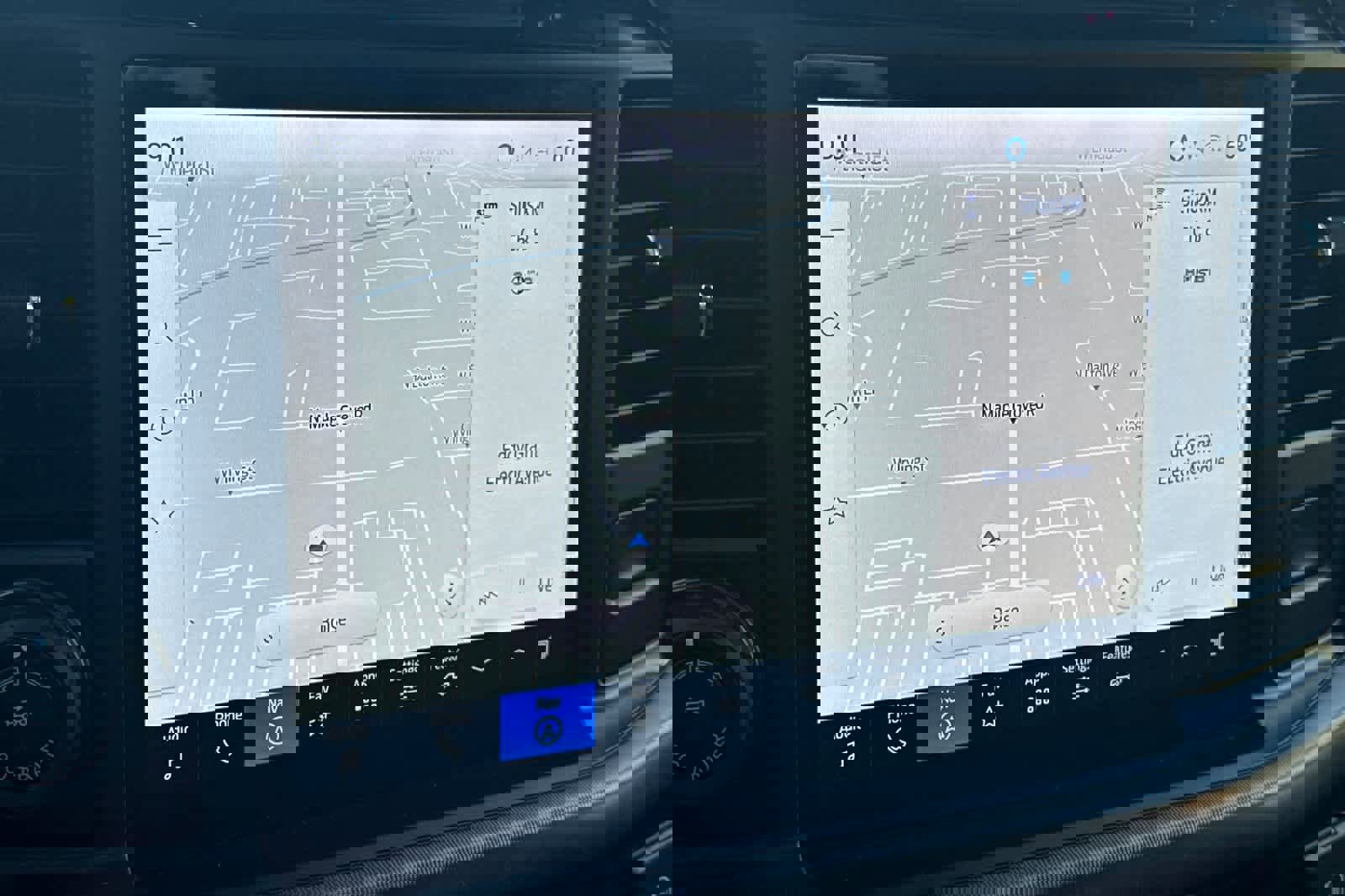 Certified 2025 Ford F150 Platinum w/ Equipment Group 702A High image 18