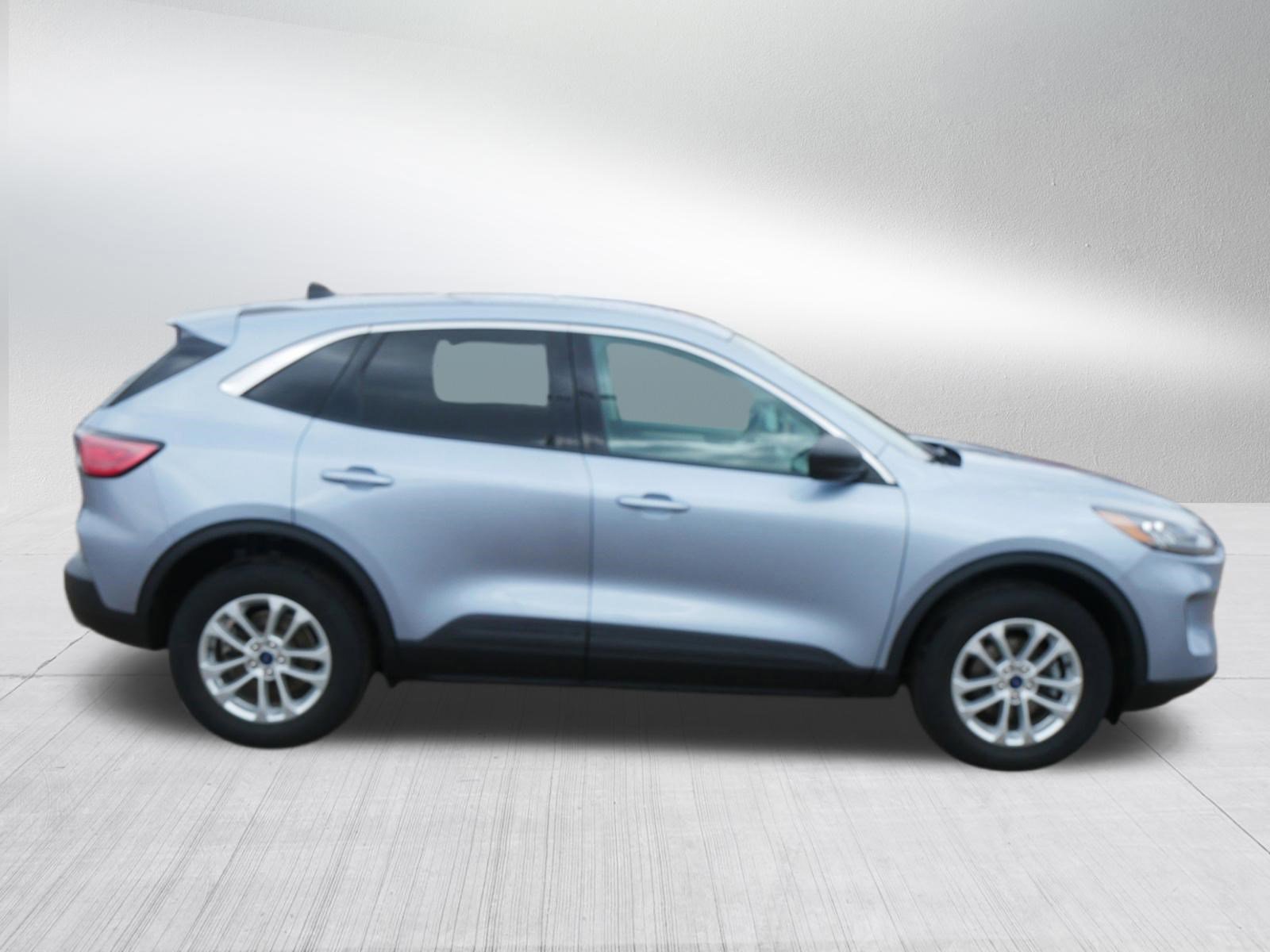 Certified 2022 Ford Escape SE w/ Cold Weather Package image 6