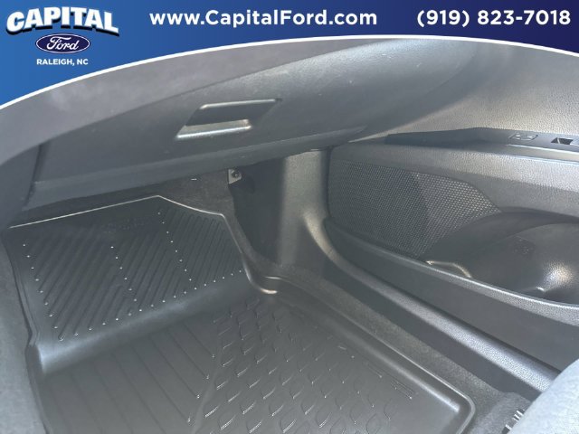 Used 2025 Toyota Camry LE FWD image 27