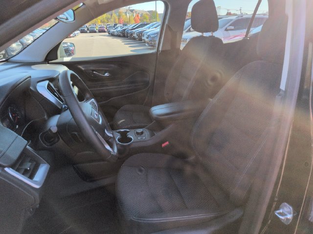 Used 2022 GMC Terrain SLE w/ Driver Convenience Package AWD/4WD image 27