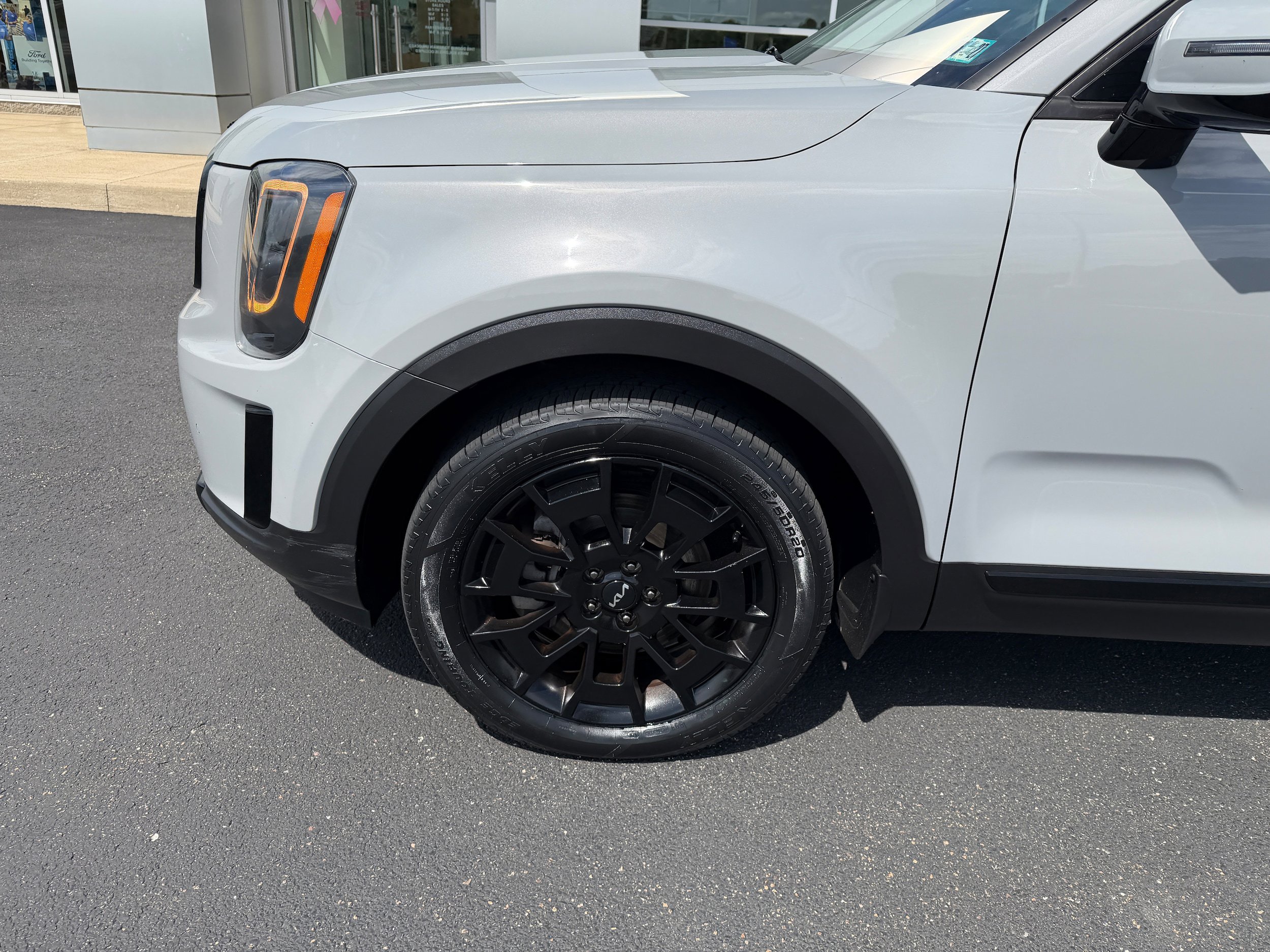 Certified 2025 Ford Expedition Active AWD/4WD image 10